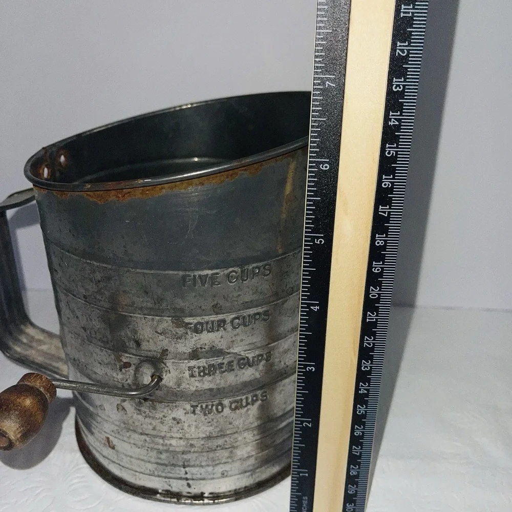 Vintage Kitchenware Lot Frigidaire Quickube Ice Tray Bromwell Sifter Jar Pitcher